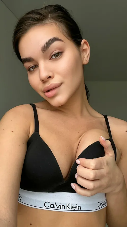 Do I look cute with clothes?