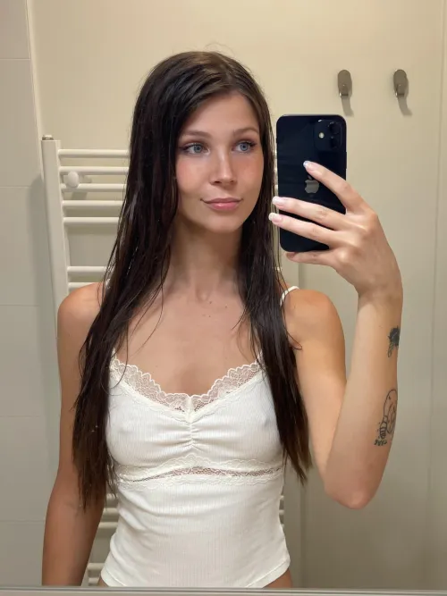 first time here! hi i’m ivy :)