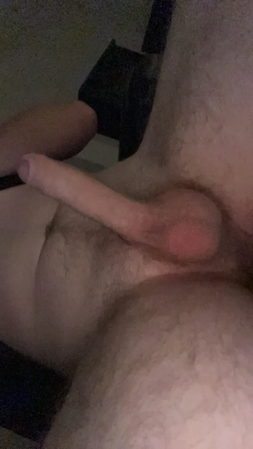 mississauga m22 looking for older married men or other curious guys my age