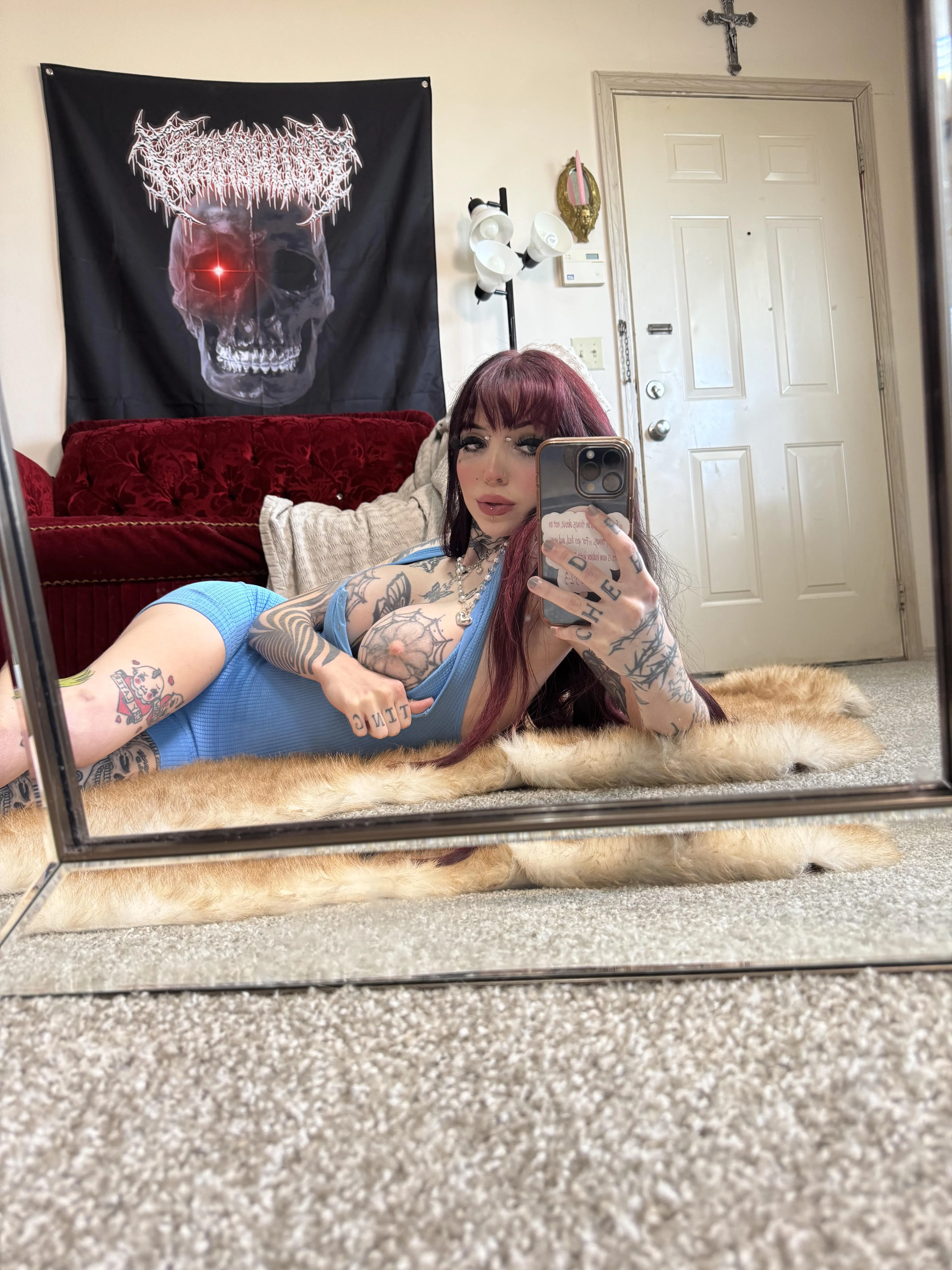 My web is peeking again