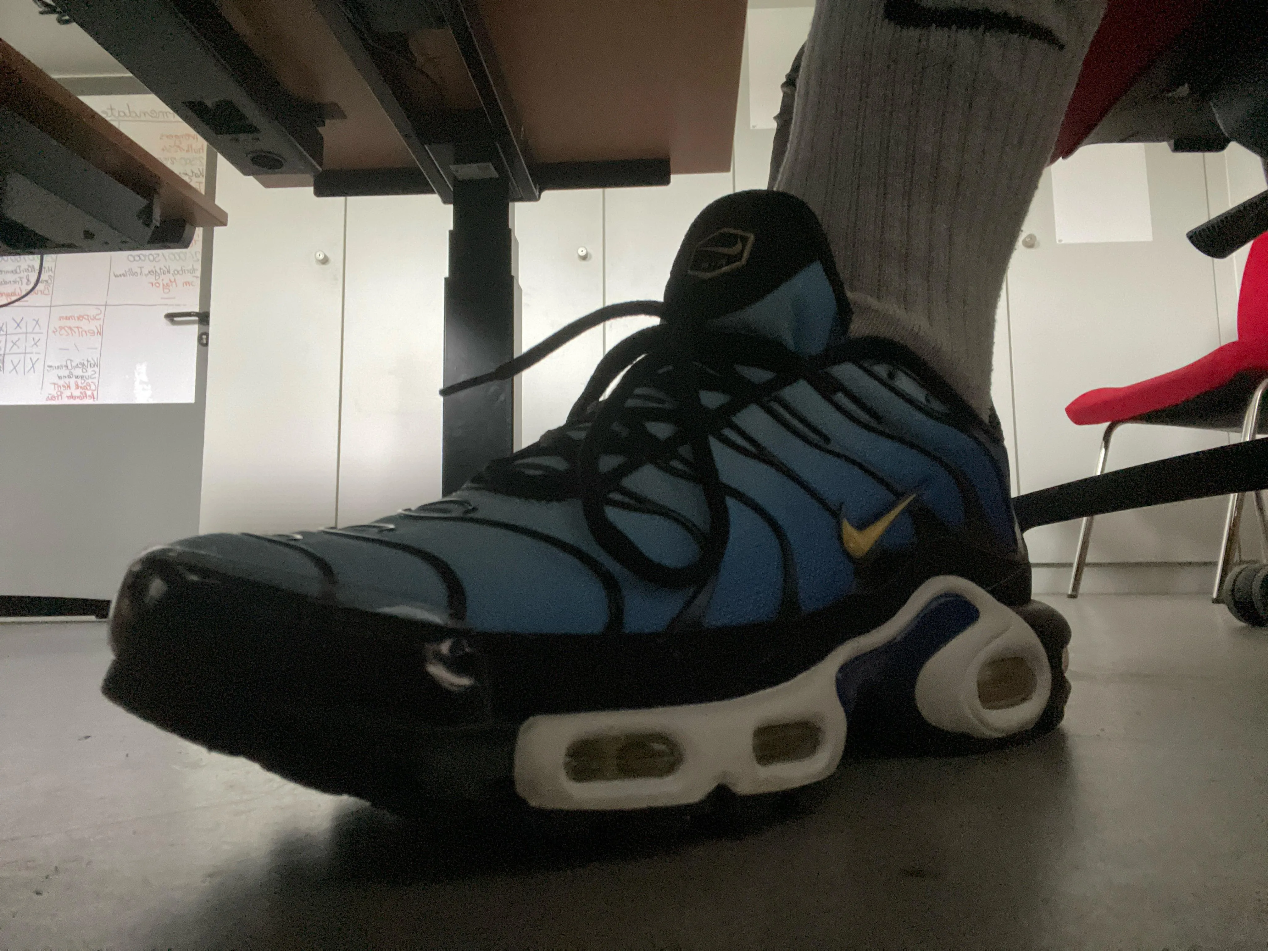 Payed by a Fag. Think you should go down there and jump in my DMs