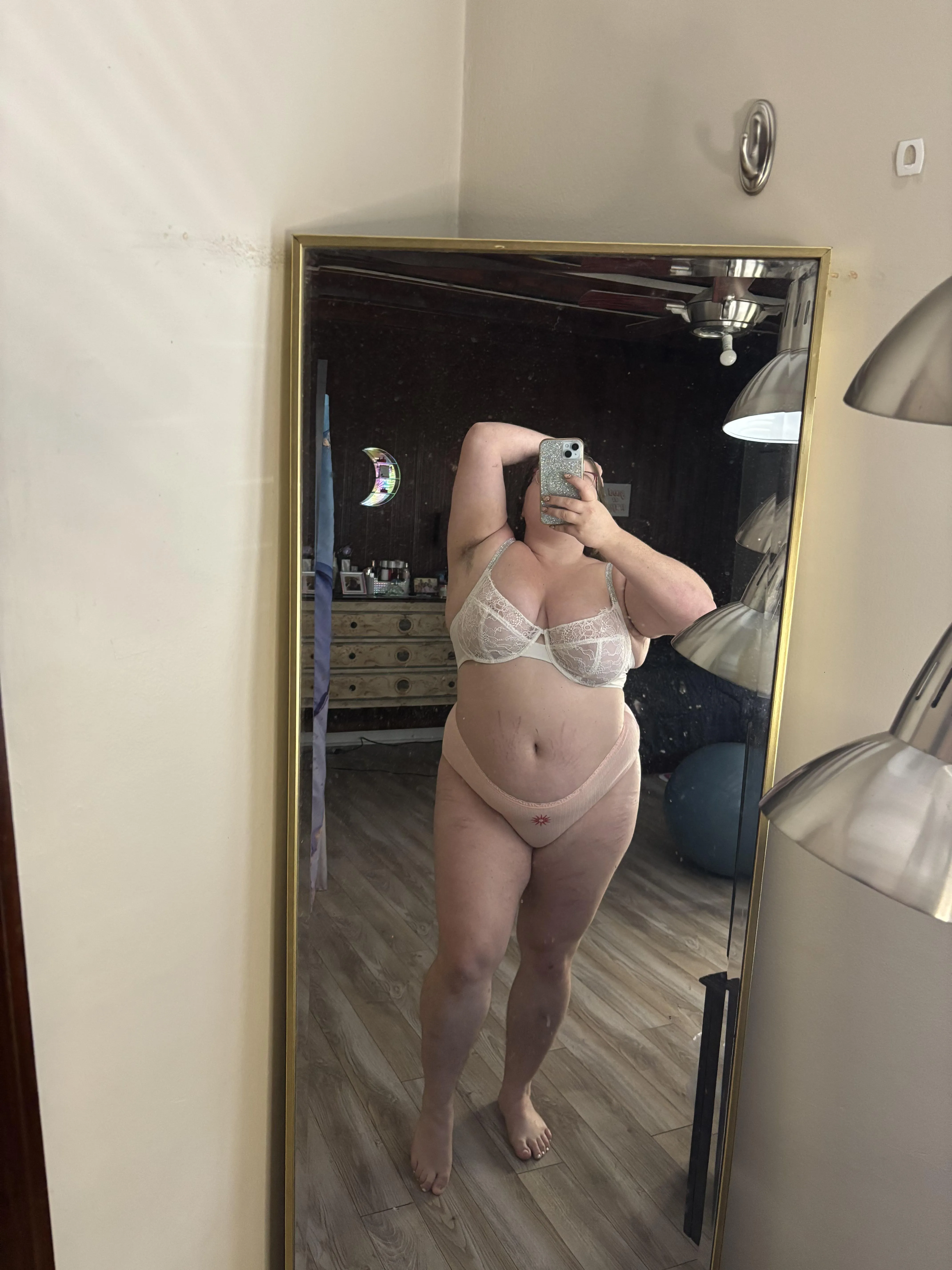 Sometimes a plain panty and Lacey bra remind me how angelic I am hehe