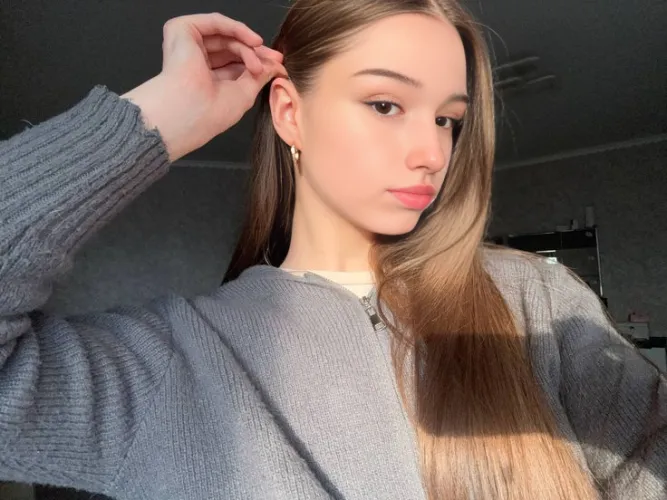 would u fuck a 18yo HS'er in mouth?