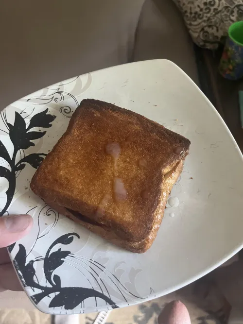 Cums what's for lunch