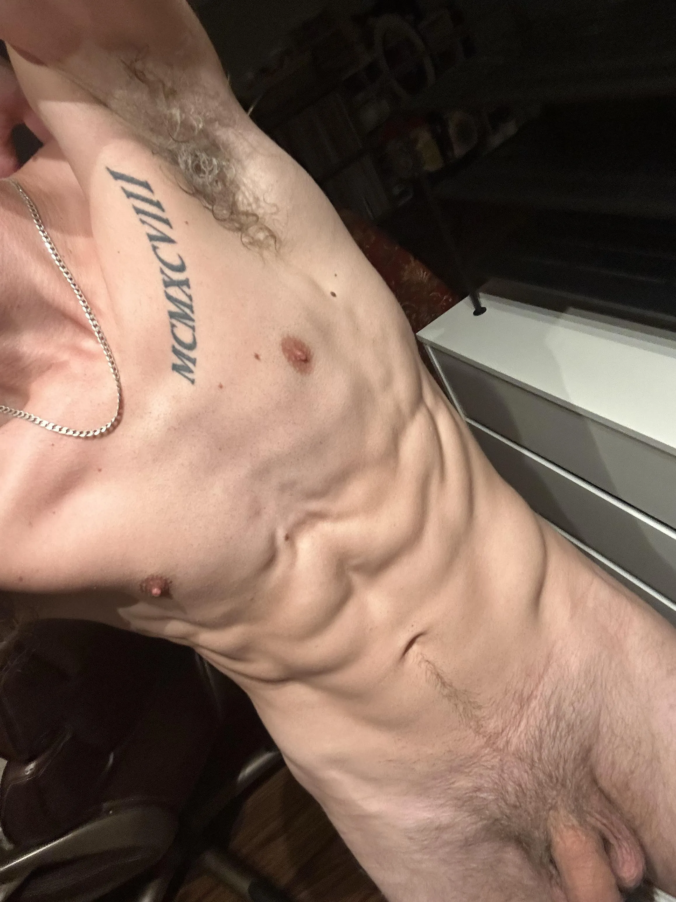 Nice and sweaty for you 😘