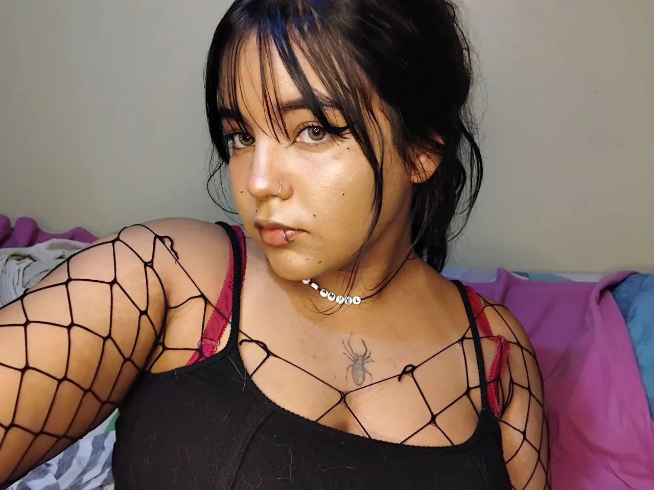 When you look at me can you tell that I am scared of bugs?