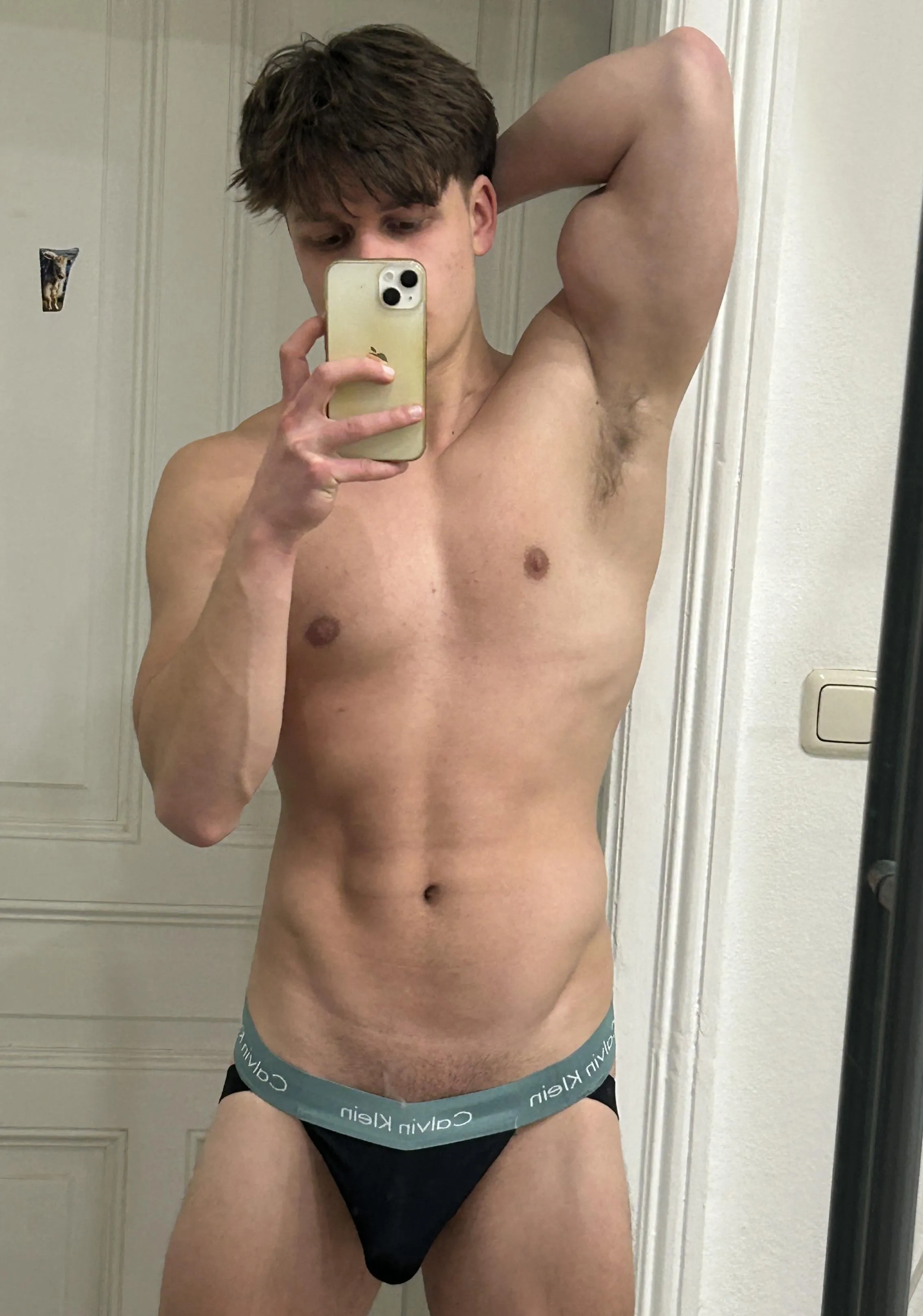 (20)Clean them with your tongue