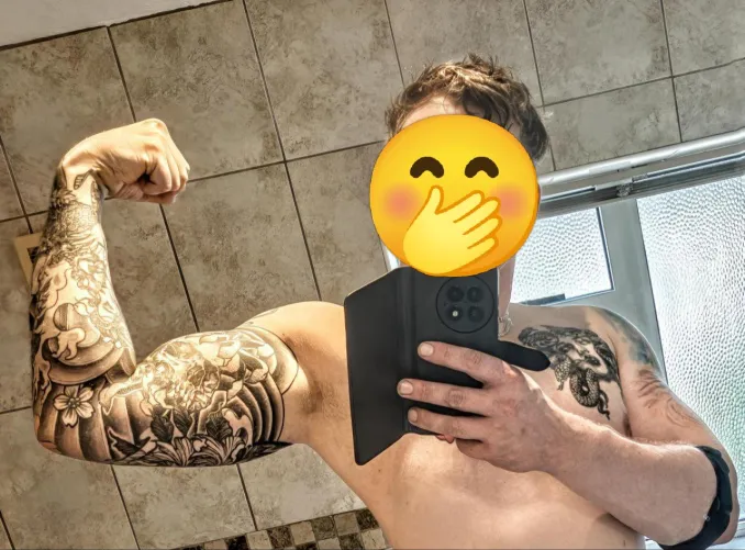 Can I hang here? 👀