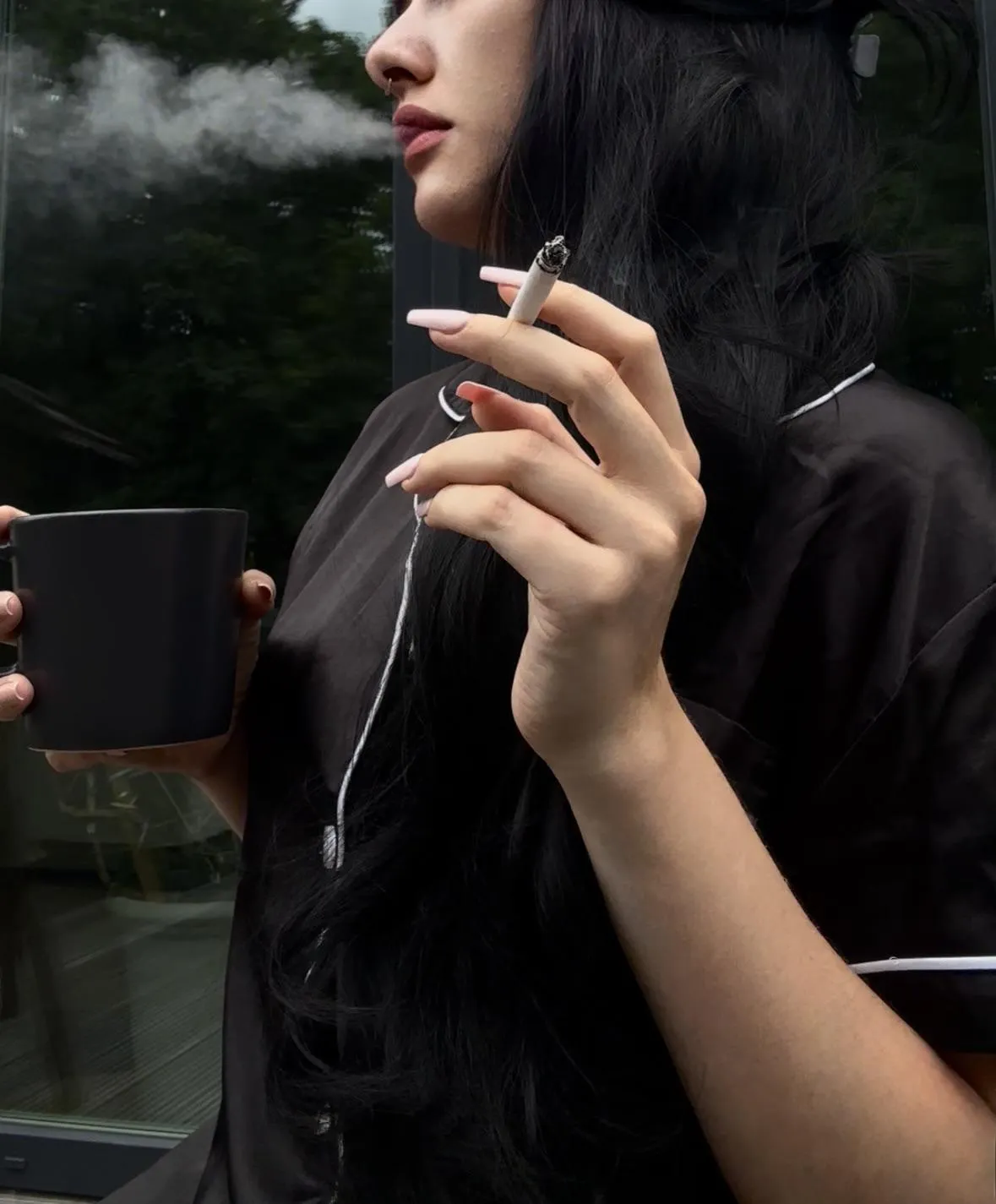 Every good boy who comments gets a piece of my smoke. Every silent one? Just another nobody choking on regret.