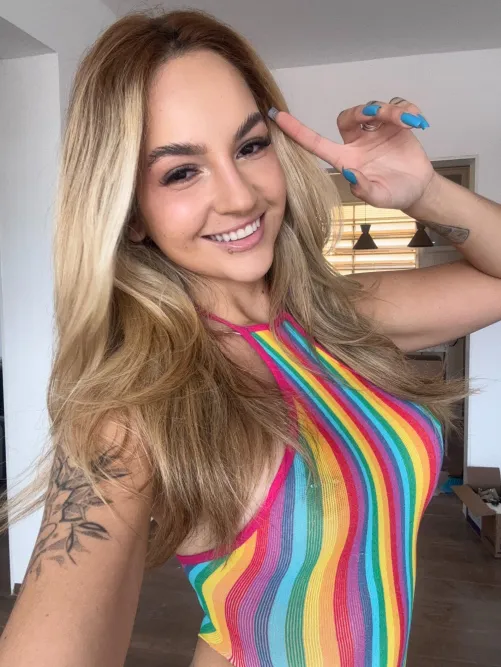 [F] In Charleston and ready to be touched like I’ve been on your mind for weeks