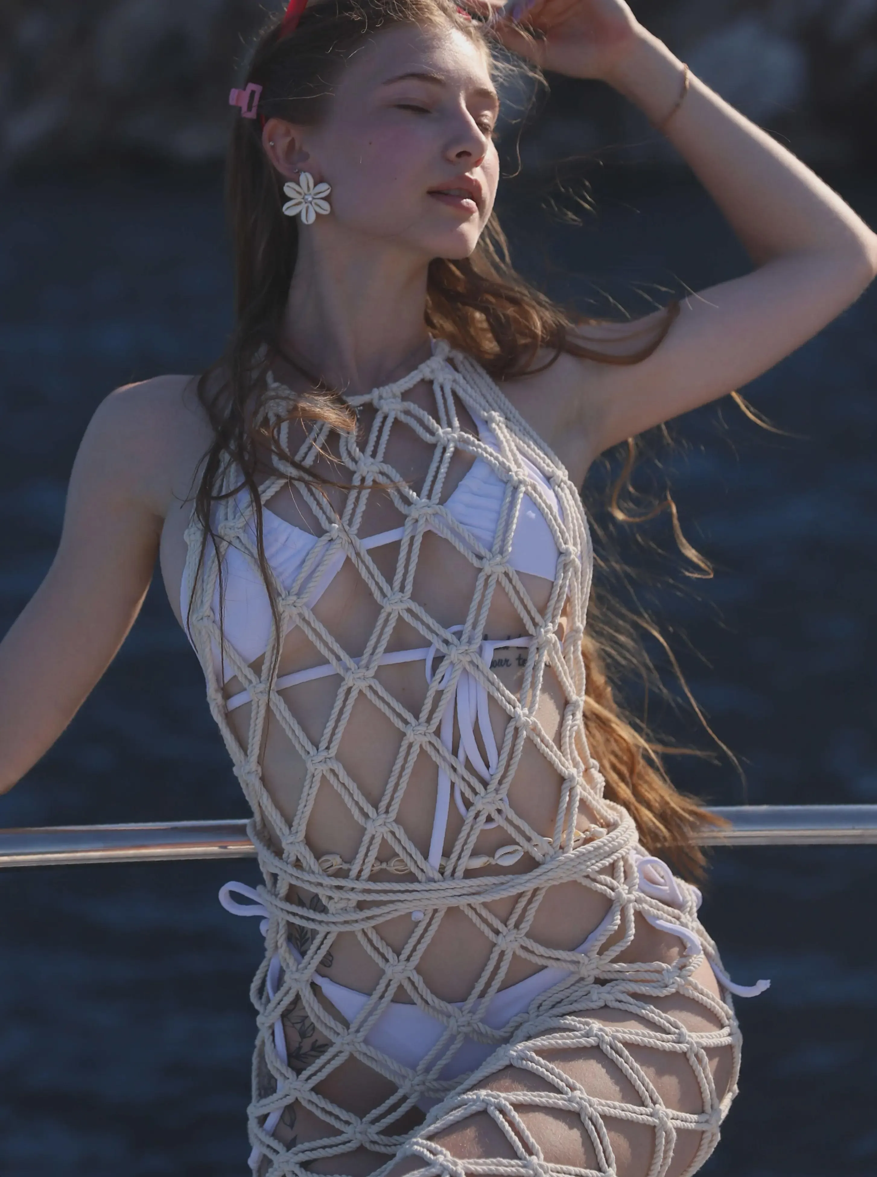 fishnets just makes everything ever more sexyyy