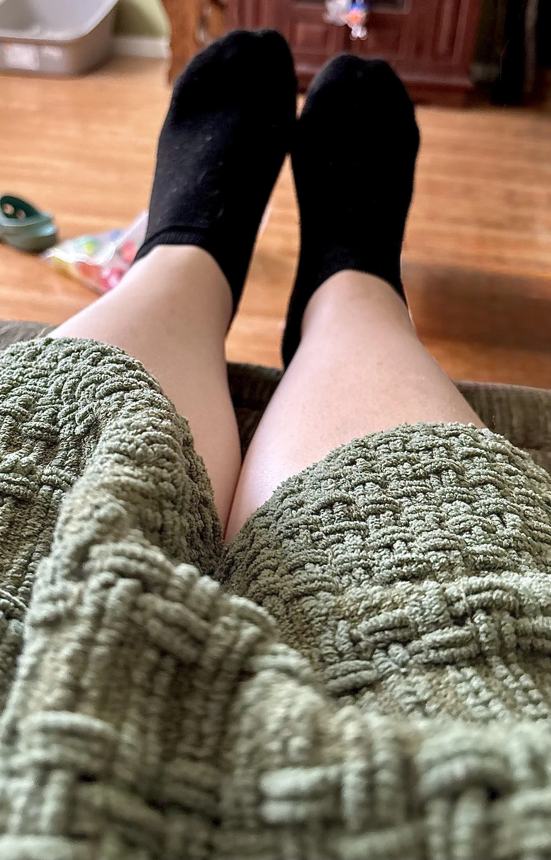 Get on your knees and start sniffing. 32 [f], worn over 12 hours at work