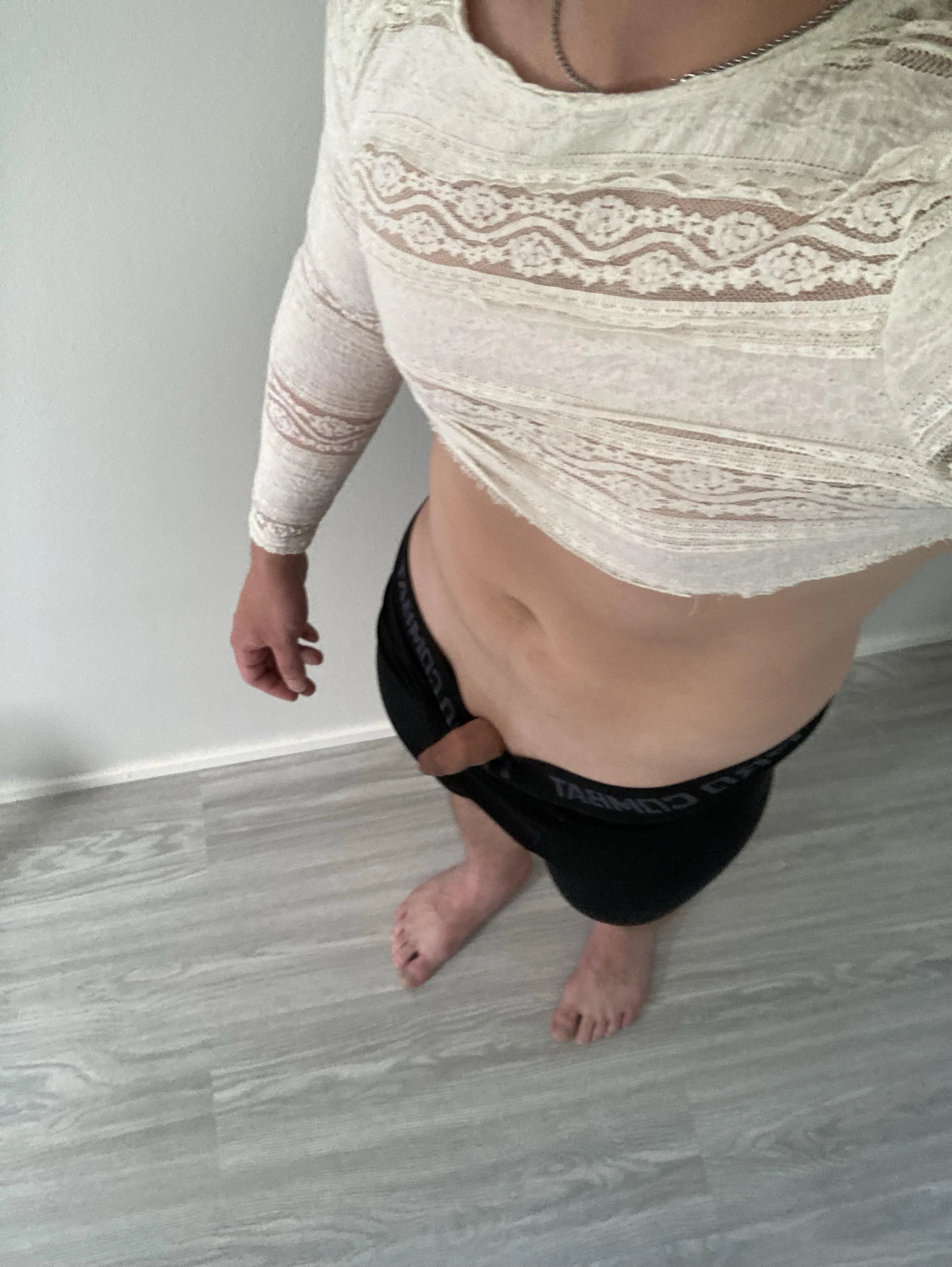 Hi there :3 Hi there :3