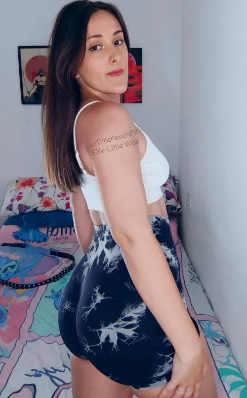 I know exactly how your mind reacts to this ass