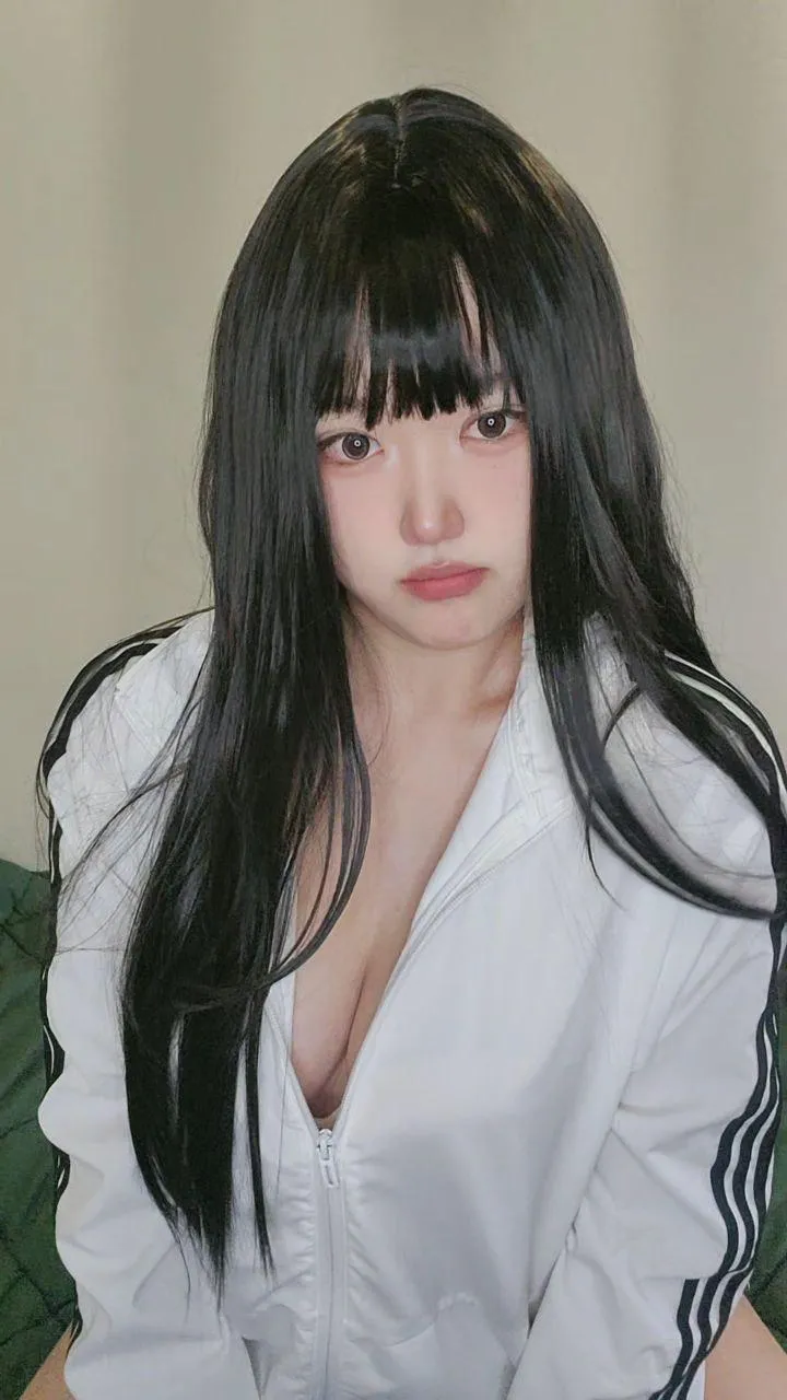 I thought u want to see them?