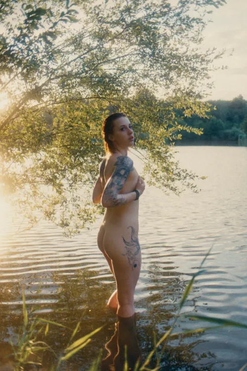 Justyna at sunset in the Cybina Valley 🌅