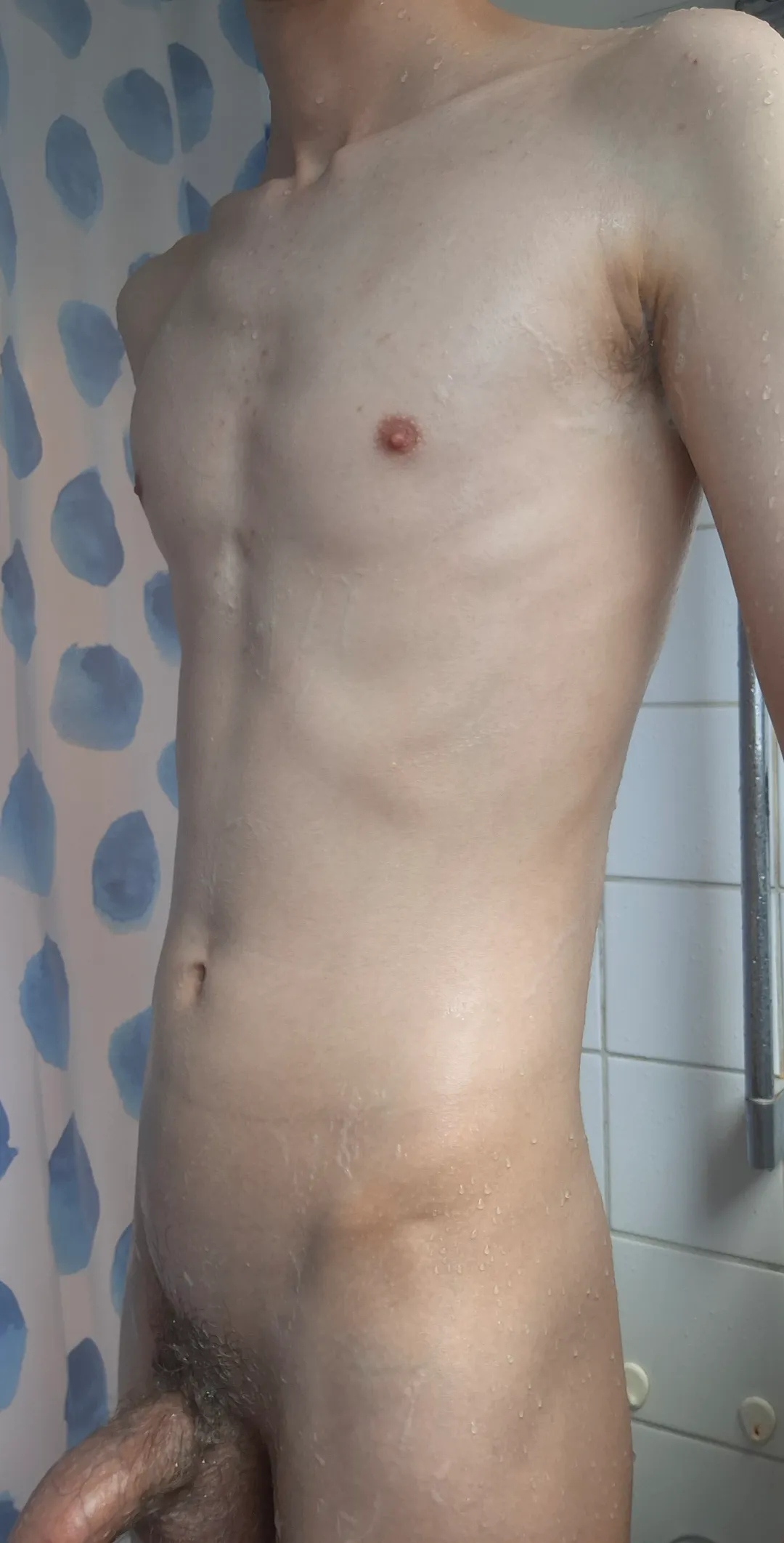 [m23] leider ganz alleine in der Dusche😏
