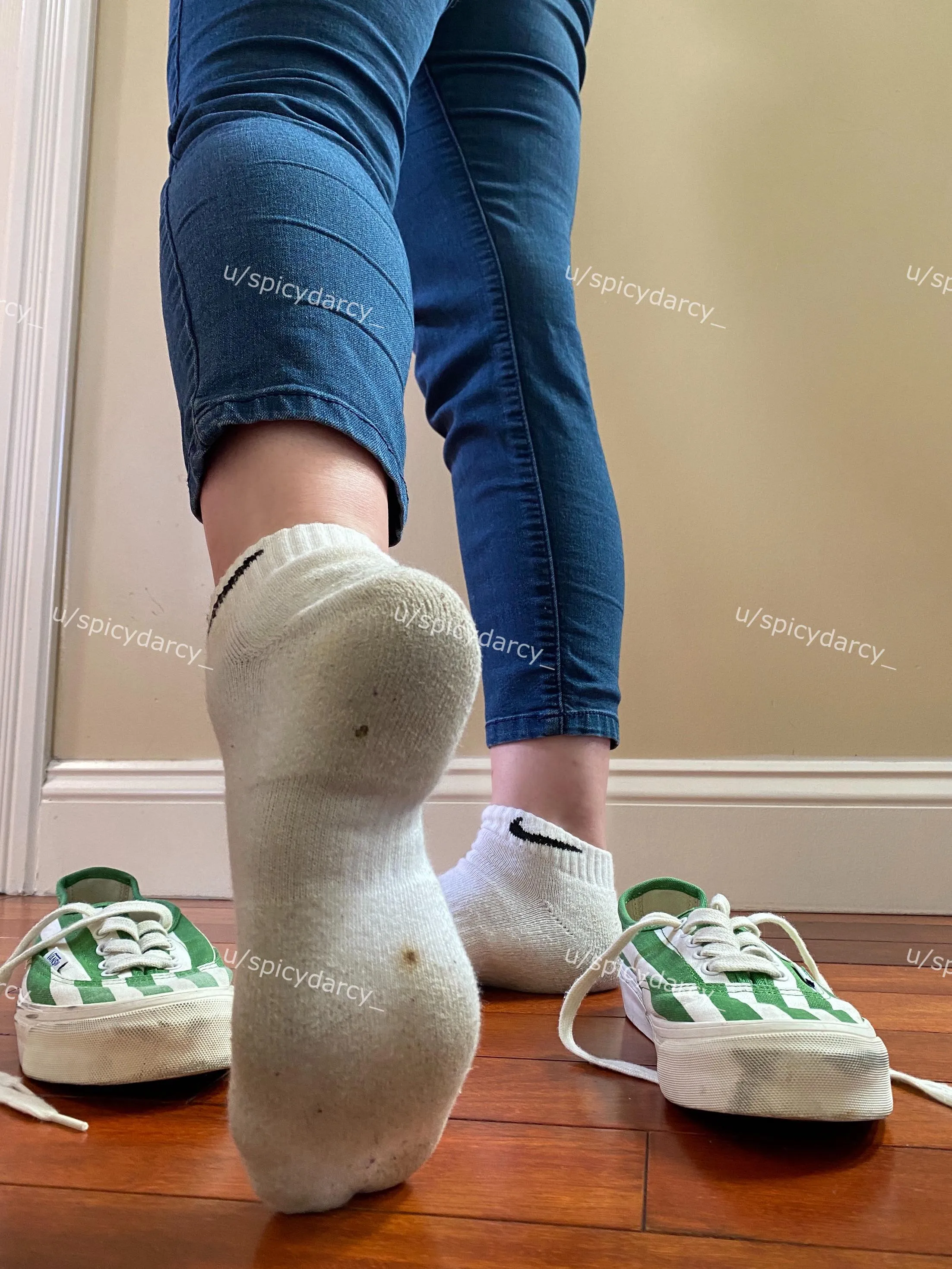 My Nikes are up to your face  again. [selling] [USA]