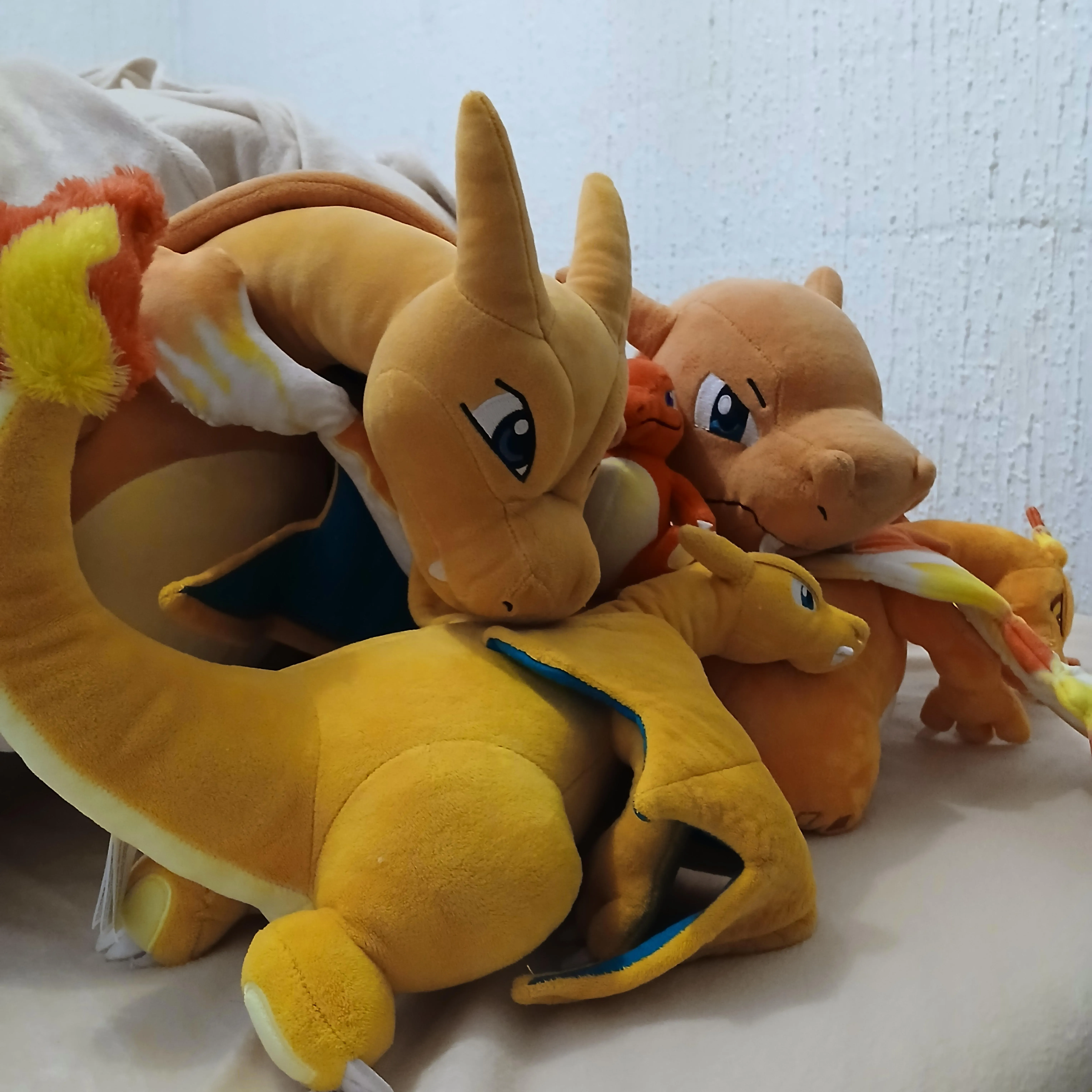 [Snuggle Saturday] Charicific family 🐲