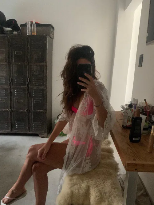 Yes I will show my friends it and yes we will be laughing