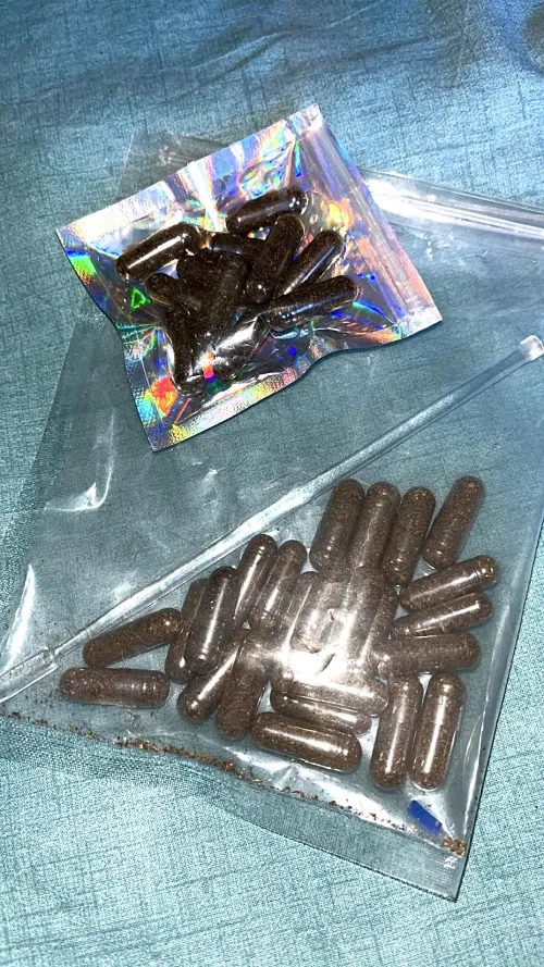 Anyone else fill capsules with their avb?