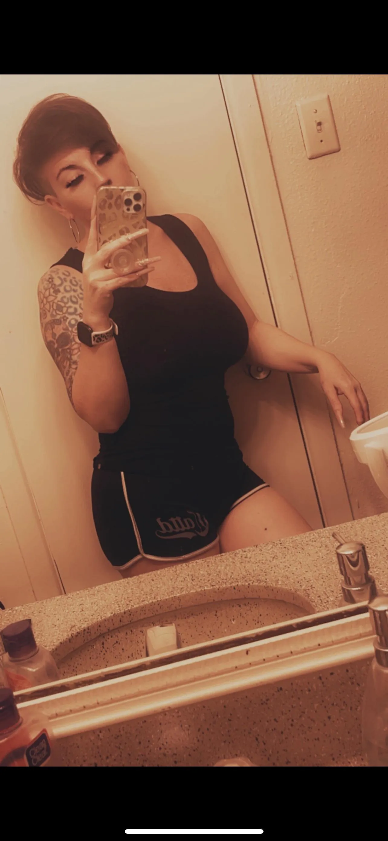 Big personality for short woman!