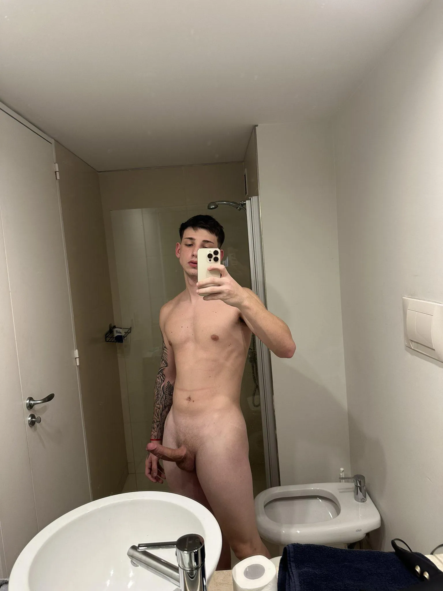 A medium 19-year-old cock to brighten up your weekend