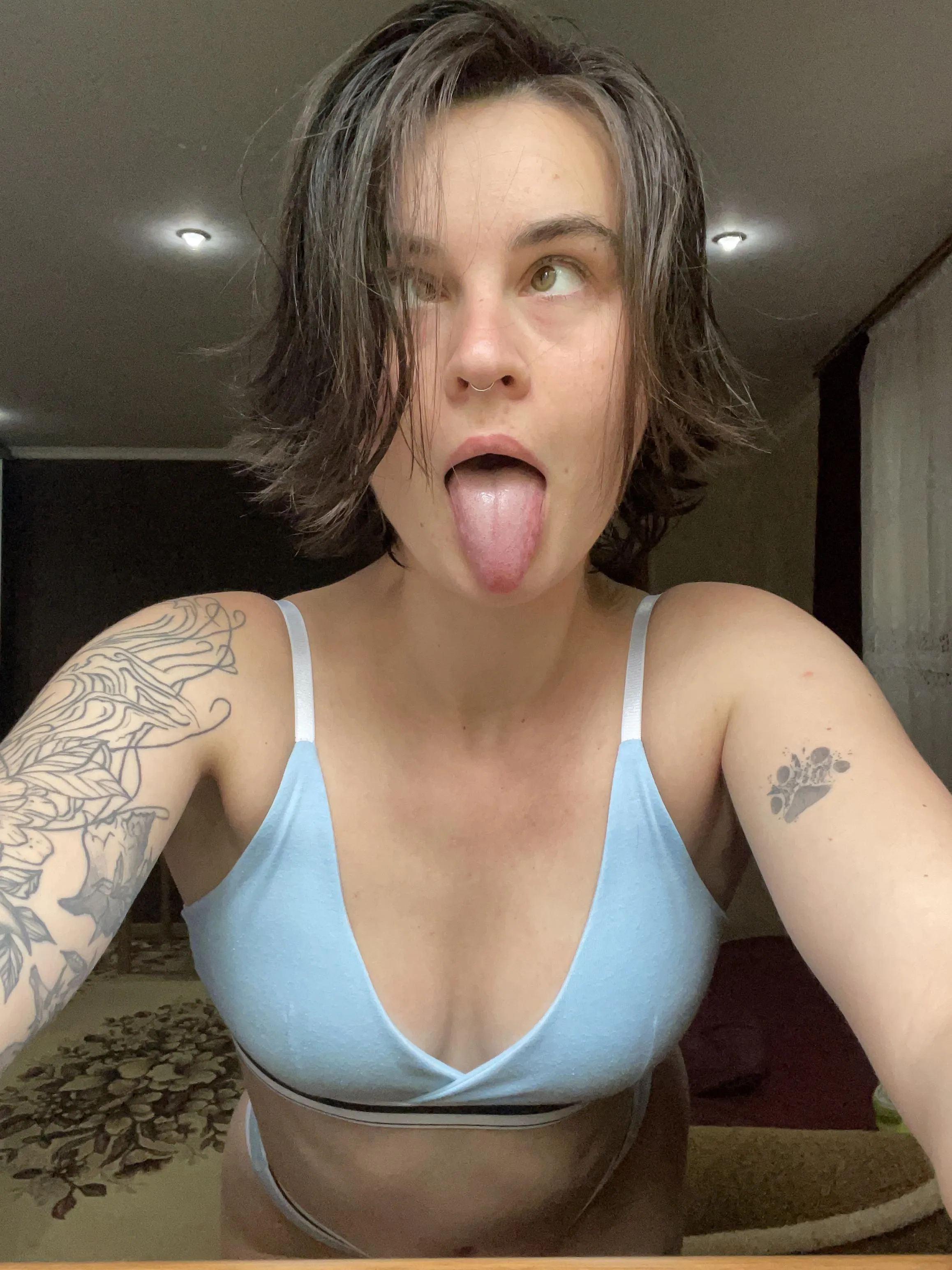 does anyone here enjoy sucking nipples?