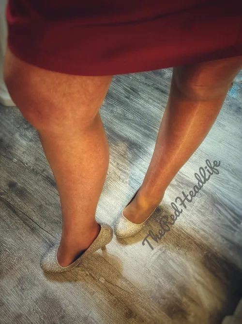 Dressed up a bit for dinner and slipped some pantyhose on…felt sooo sexy