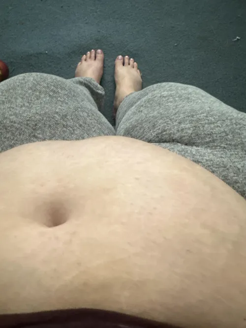 I can’t see my feet