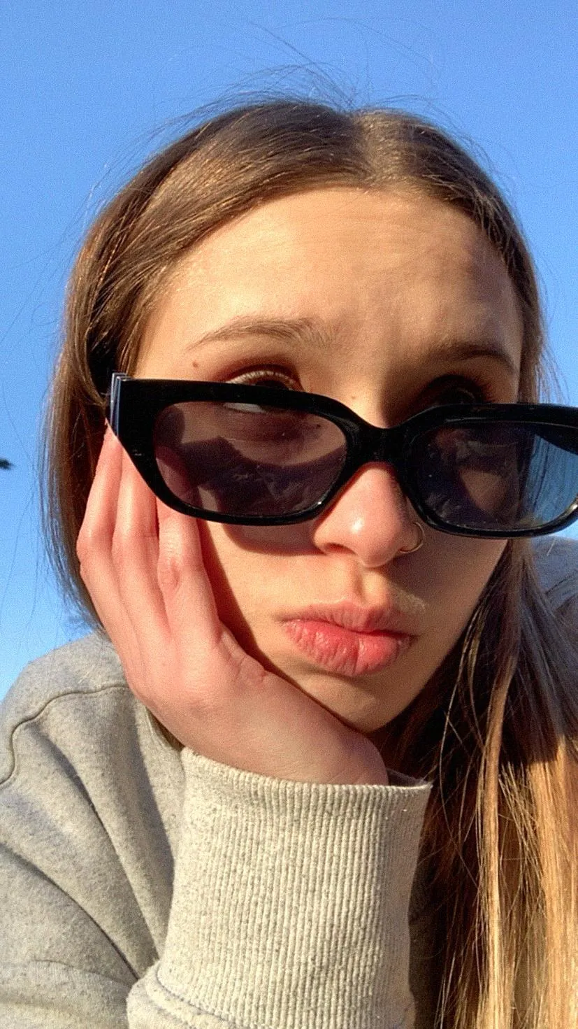 lips made to be used and worshipped