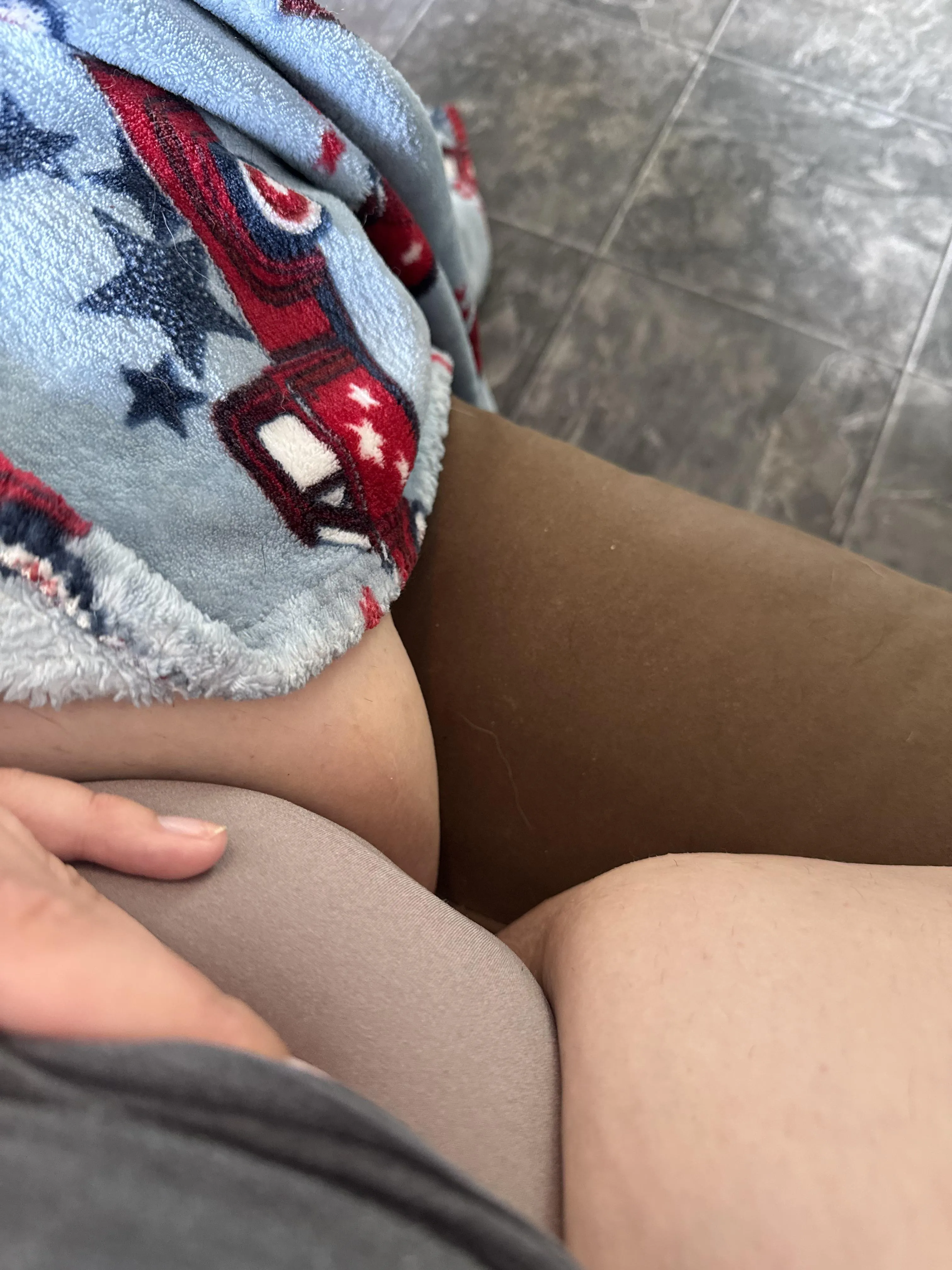 Would you play with me? 26F