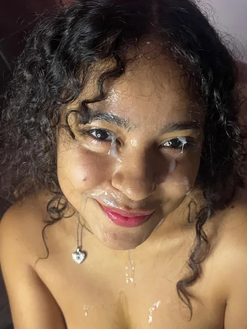 My face is prettier when it's covered in cum