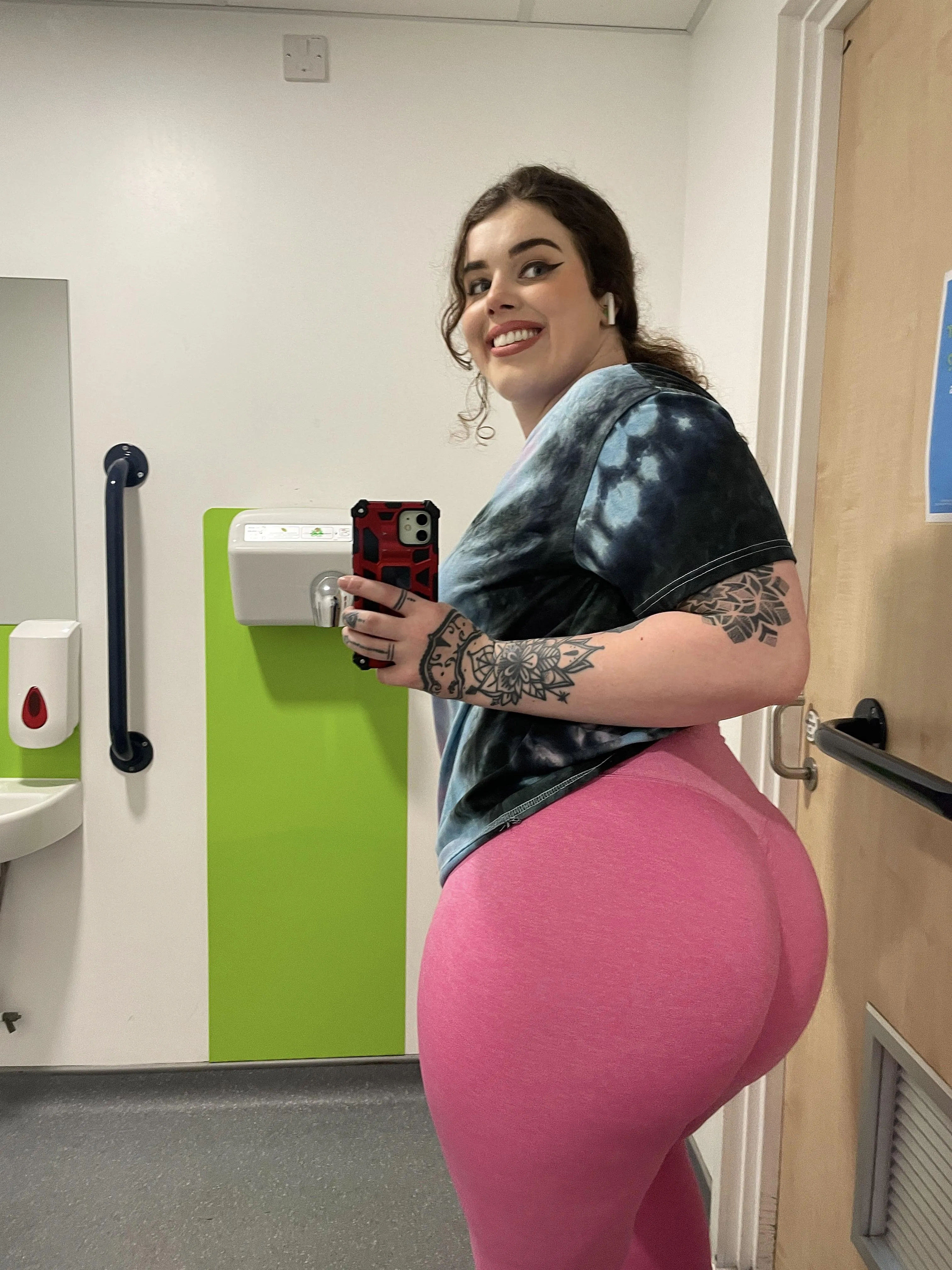 Just testing how much these leggings can stretch