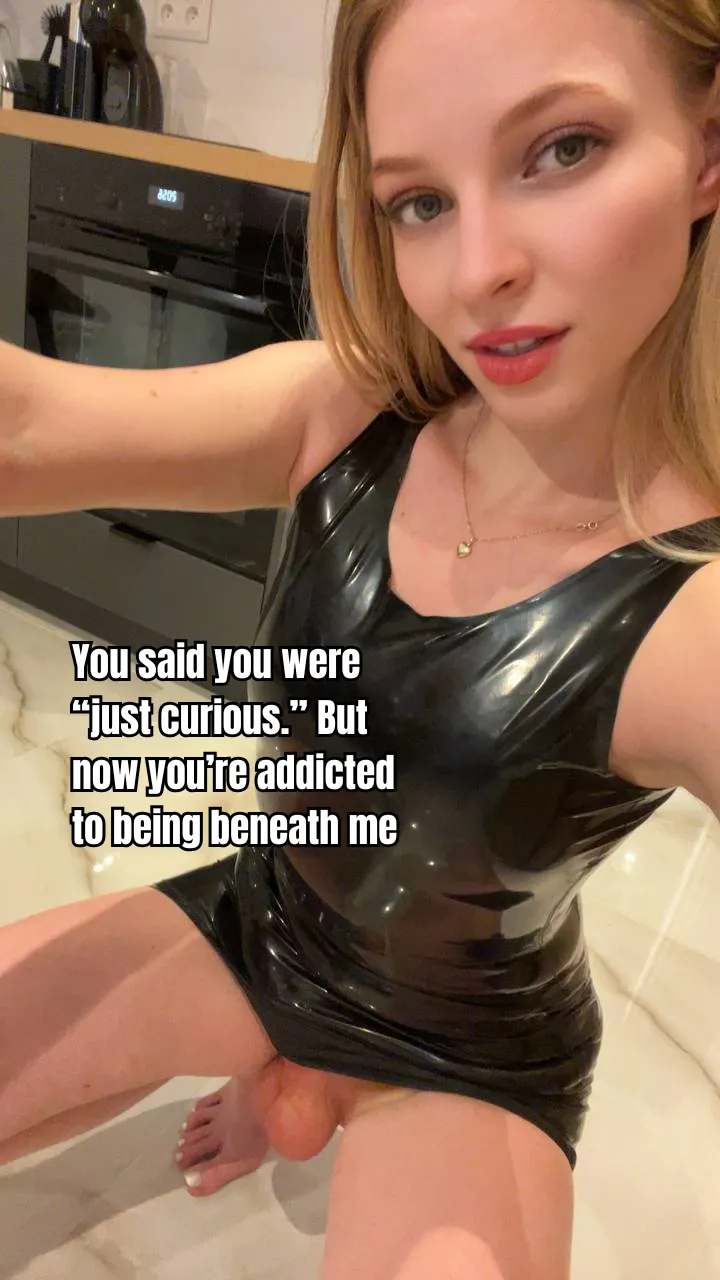 Not So Straight Anymore [no imagefap] [oc]