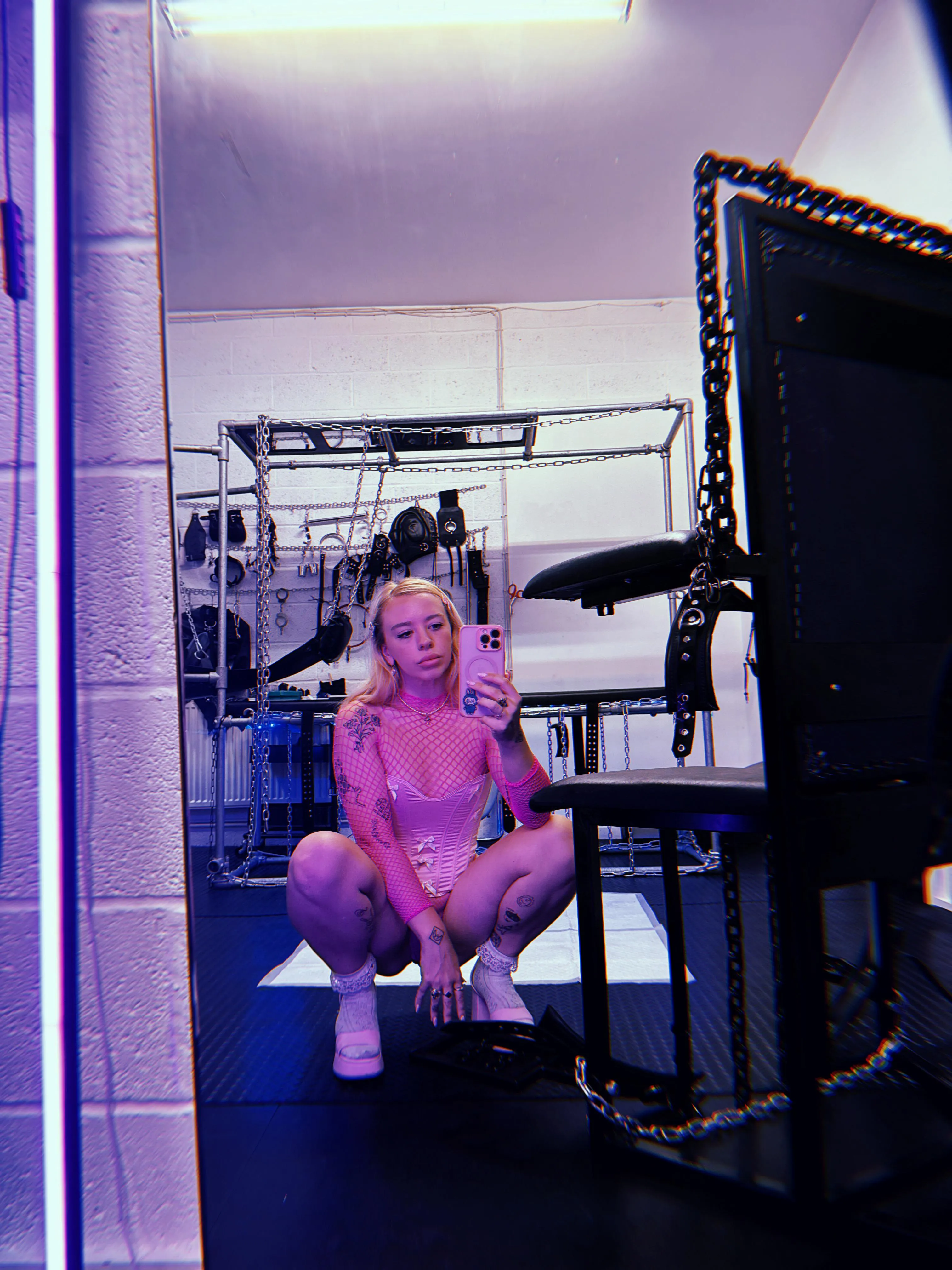 Back for another full toilet session.. I know you’re absolutely dying to see My shit for yourself 🤭