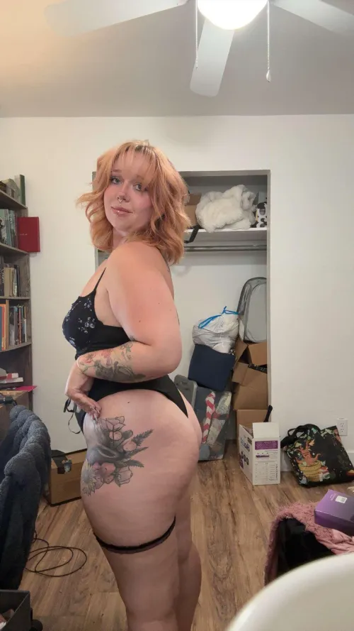 Big ass you need to hold on to