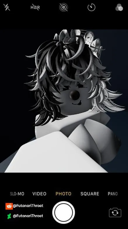 Clare takes some pics!