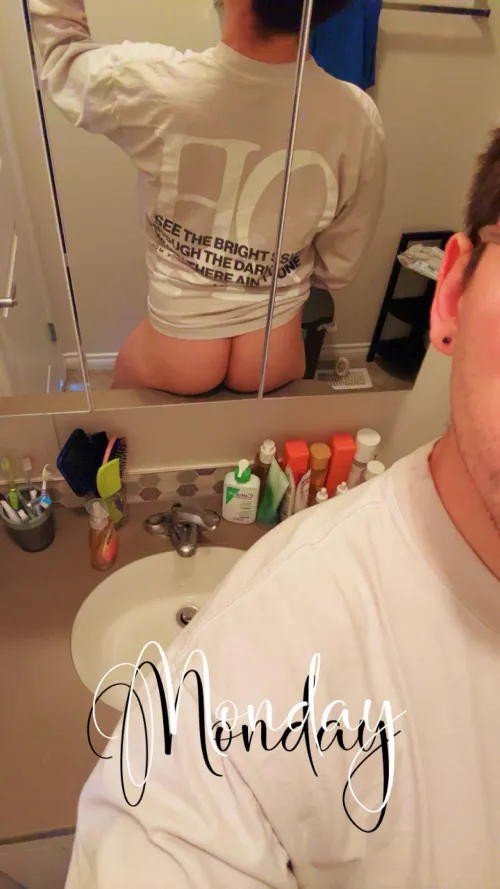 Enjoy these peaches 🍑