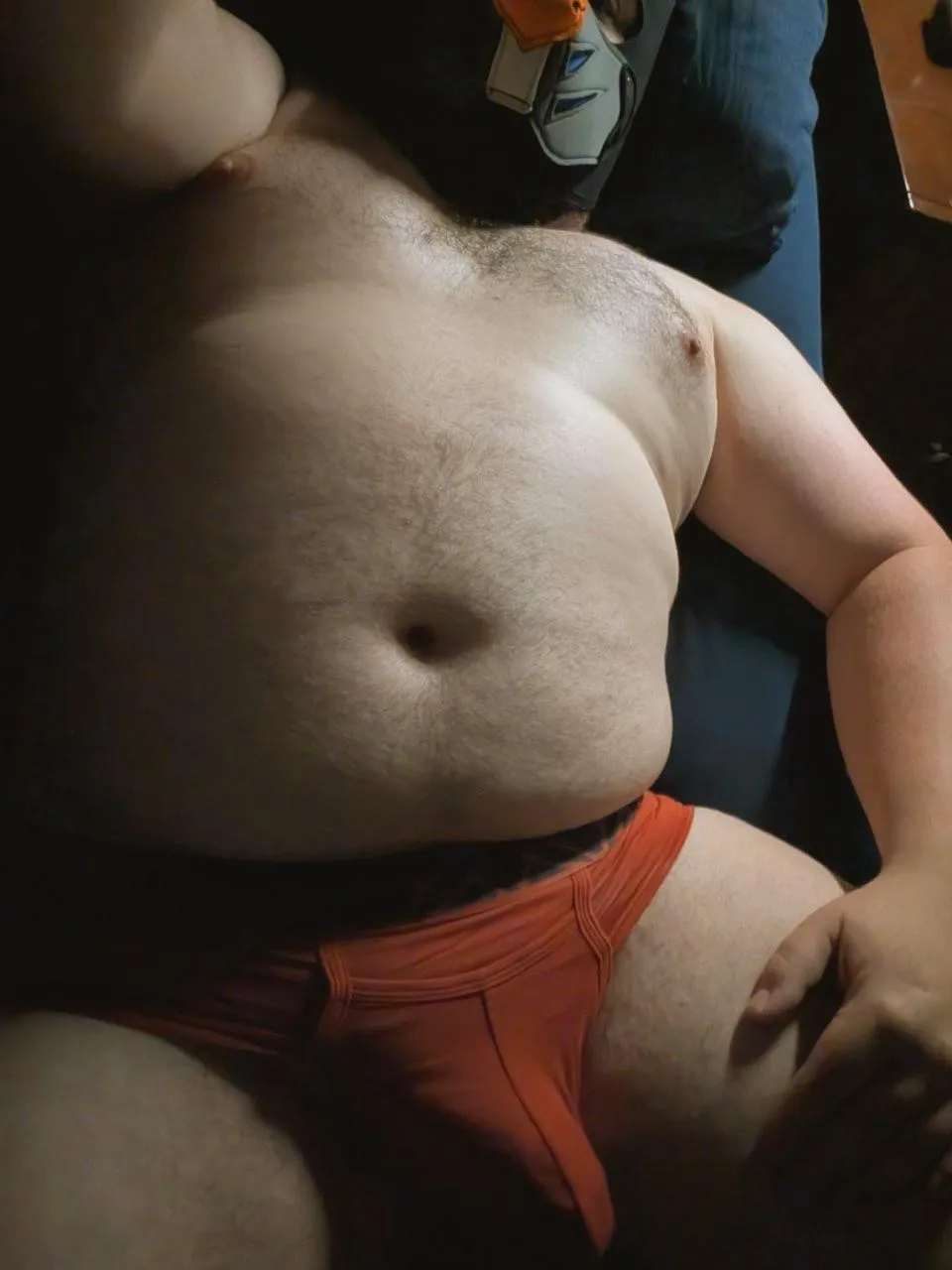 Gotta rock the briefs while pupping out before bed ❤️🩲❤️