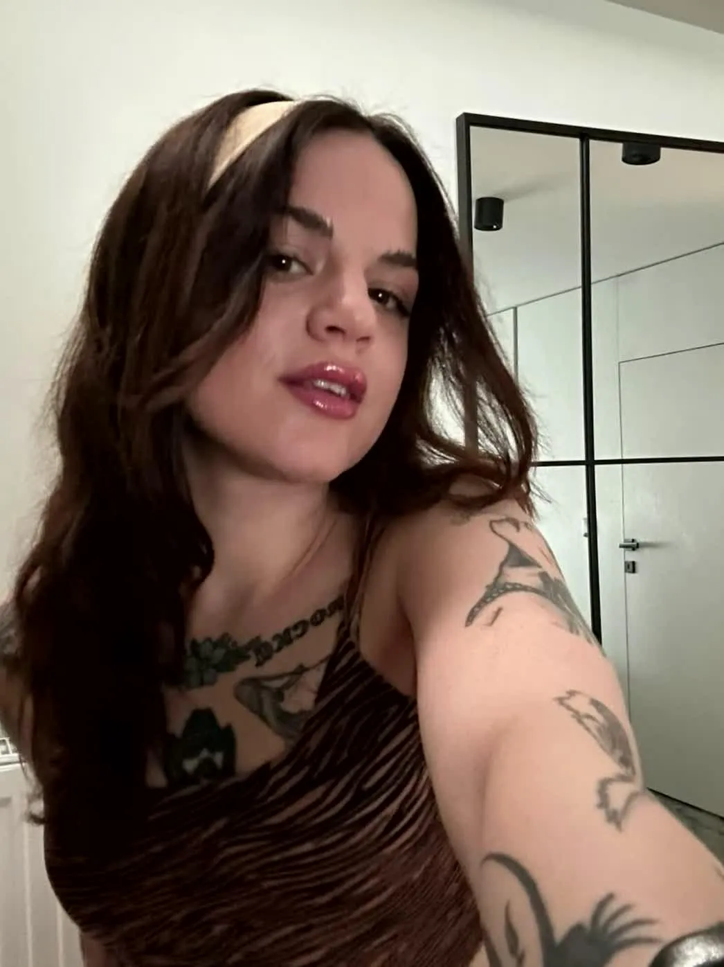 I could take it off but where is the fun in that?