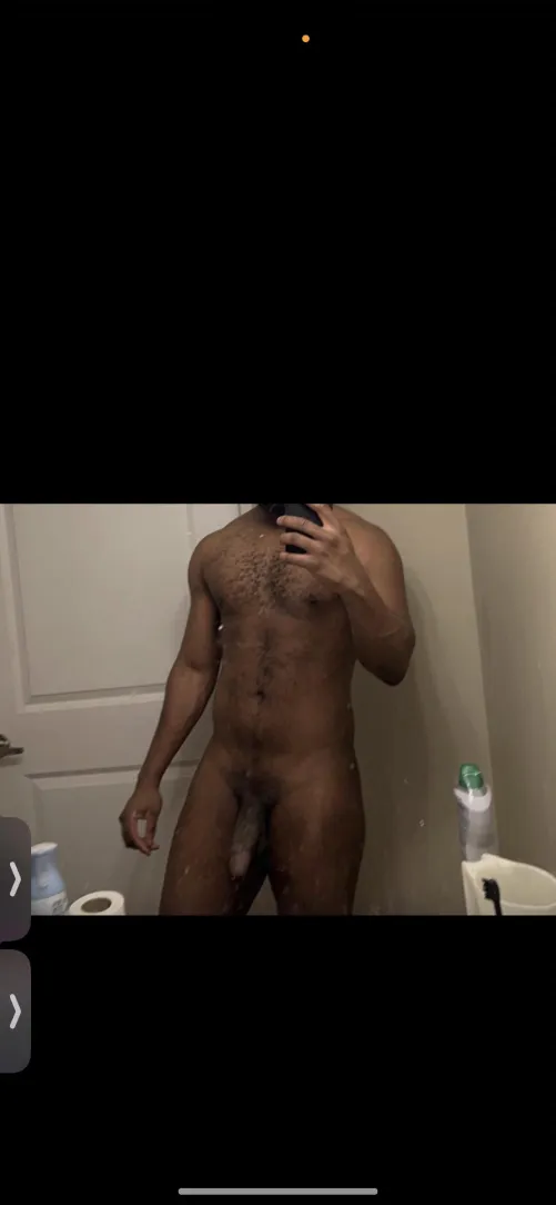 In river north hotel, someone come over tn. Here for a business trip, last night. Jerk off buds or willing to get top