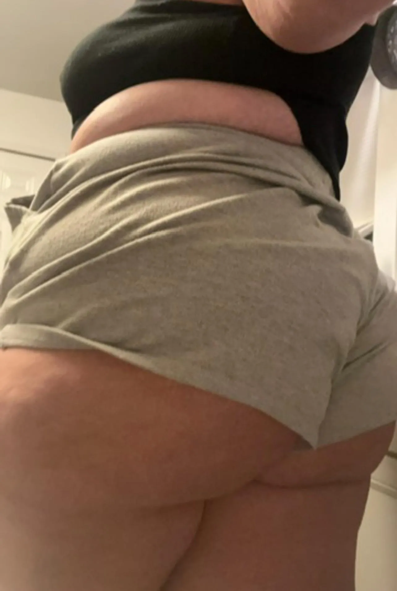 It’s not just an urge, it’s your calling… worshipping your bbw goddess