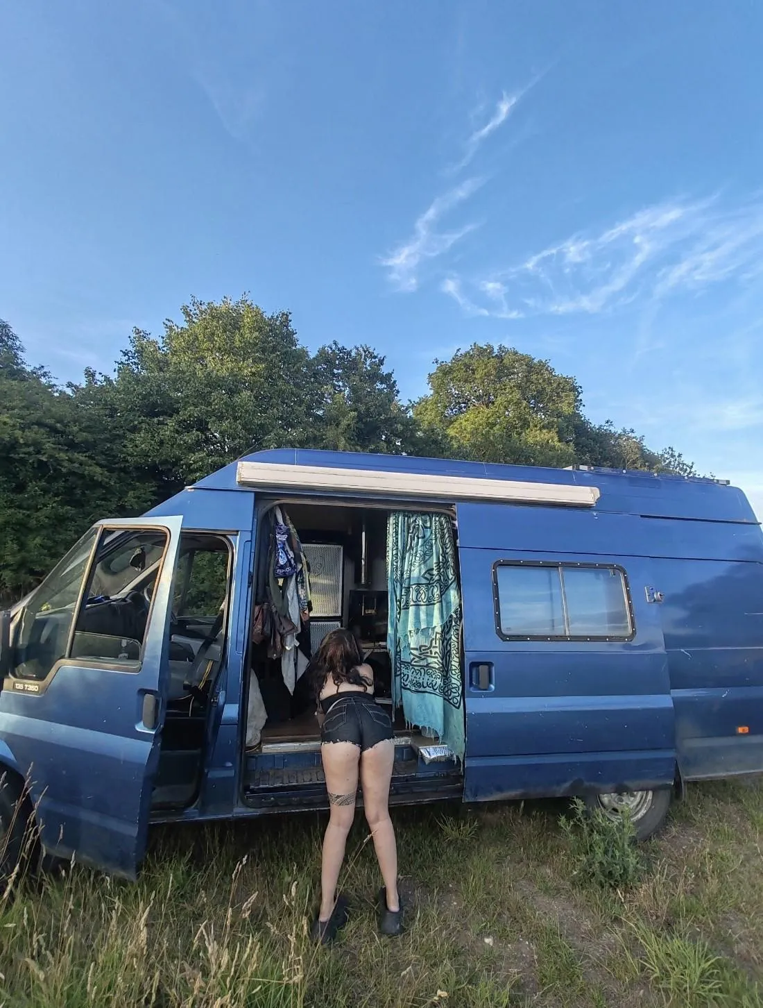 Never know whats waiting in the countryside 😜