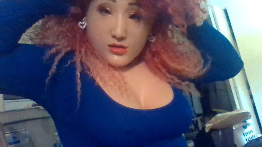 showing off my ear rings