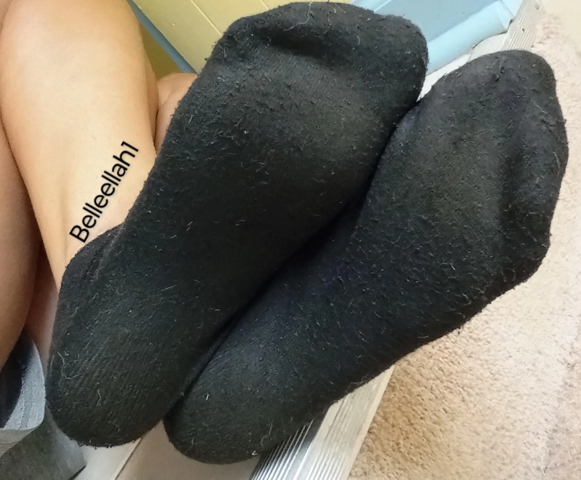 These 10 day socks have seen a lot of sweaty outside work, and they are smelly! Message me to claim