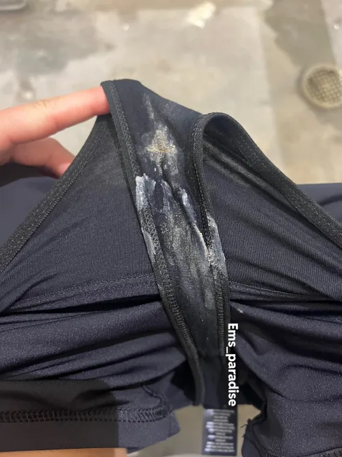 Not even done with my workout yet… 😈💦🏃‍♀️