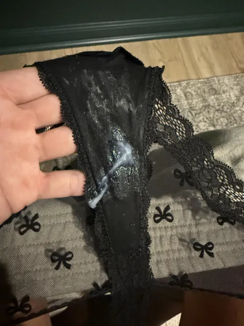 Really made a mess here! Mommy needs to be cleaned up💦