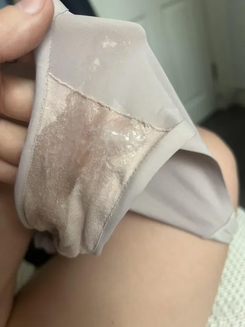 Super wet and horny😈😈