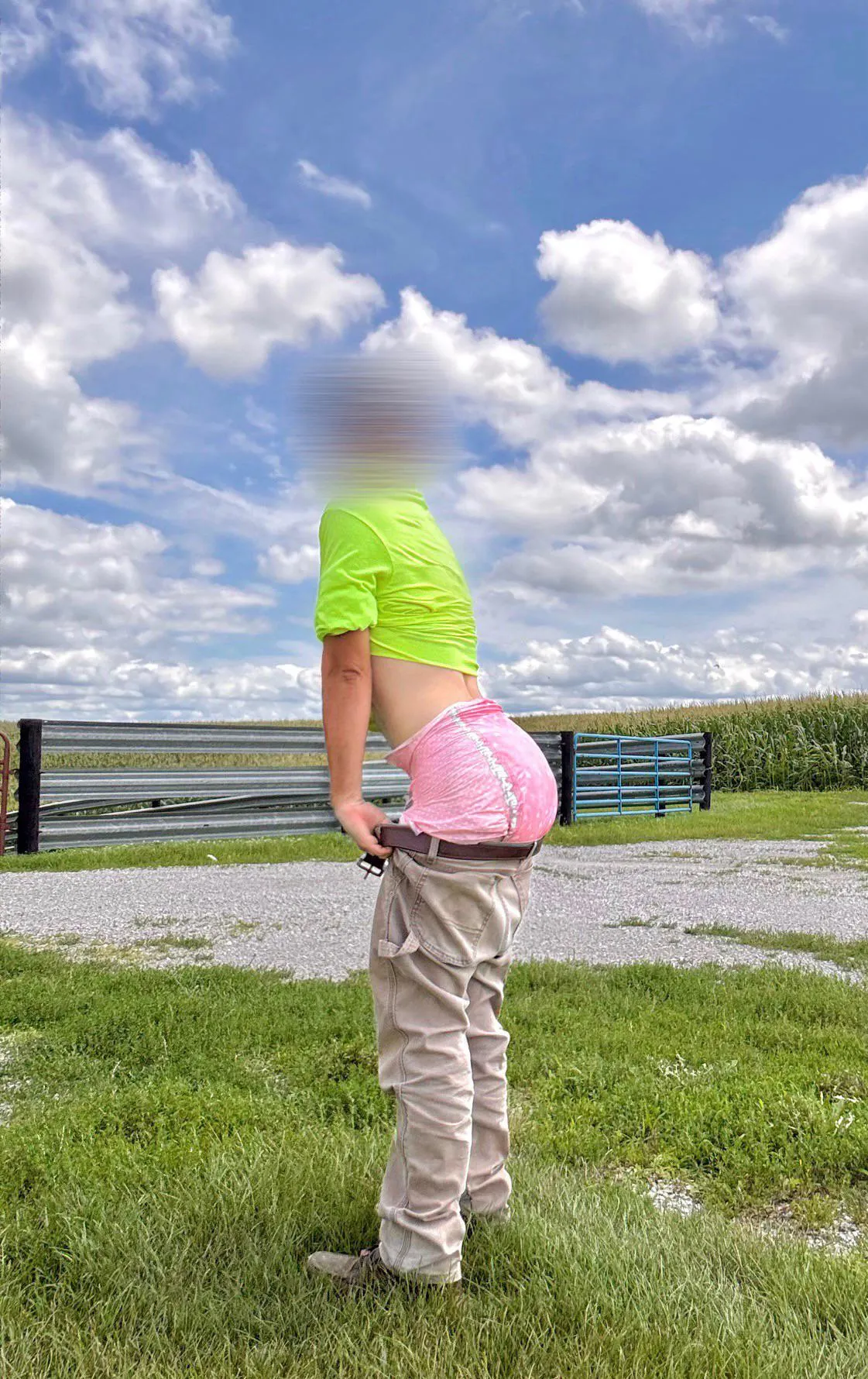 Anyone Need a Farm Hand? 🎀🌾🍼🚜